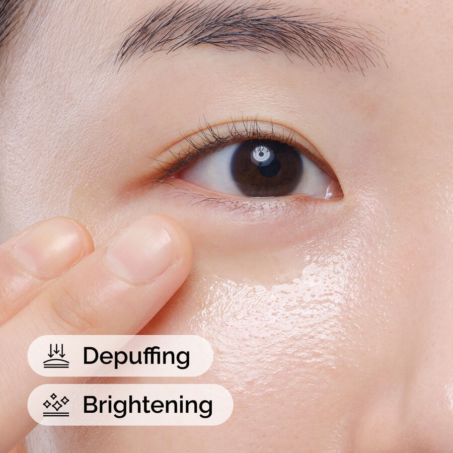caffeine-solution-5-egcg-eye-serum-v3 ord-caffeine-solution-egcg-model-application-with-benefits.jpg