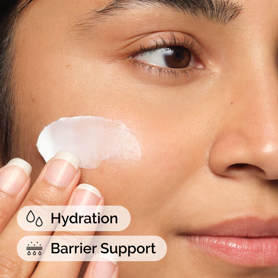 natural-moisturizing-factors-ha-c5 ord-natural-moisturizing-factors-ha-model-application-with-benefits.jpg